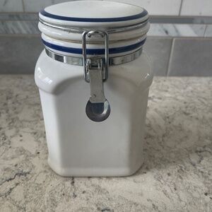 Vintage The Cellar 7‎ x 5 White Canister for Federated Dept stores